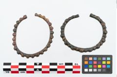 Foto von Bronzeknotenarmreif (NHMW-PRAE-026083)